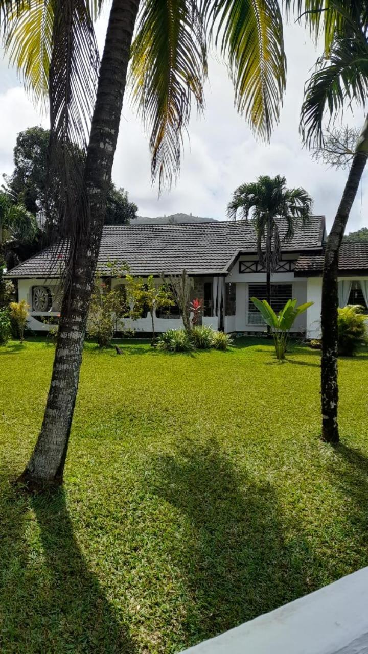 Maison Amantine Anse Royale Luaran gambar